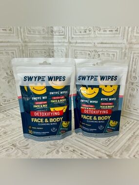 Lot Of 2 - Face & Body Detoxifying Cleansing Wipes 60 Packets Travel Friendly